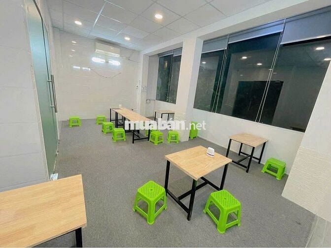 CHO THUÊ NHÀ HẺM LÝ THƯỜNG KIỆT Gần Cư Xá Lữ Gia Q.11 - 4PN - 3 Tầng