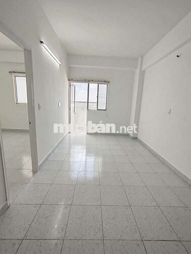Chính chủ cần bán CH 38,2m Lê Thành Tân Tạo, nội thất 840tr bao phí 
