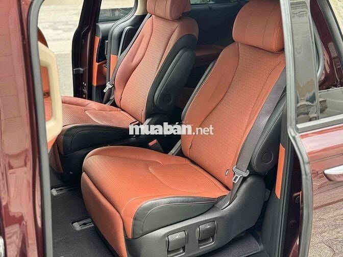 KIA Carnival Signature 2023 Đỏ mận Tự động
