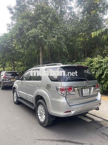 Toyota Fortuner 2012 Tự động Xăng 2.7L Bạc