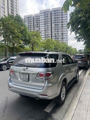 Toyota Fortuner 2012 Tự động Xăng 2.7L Bạc