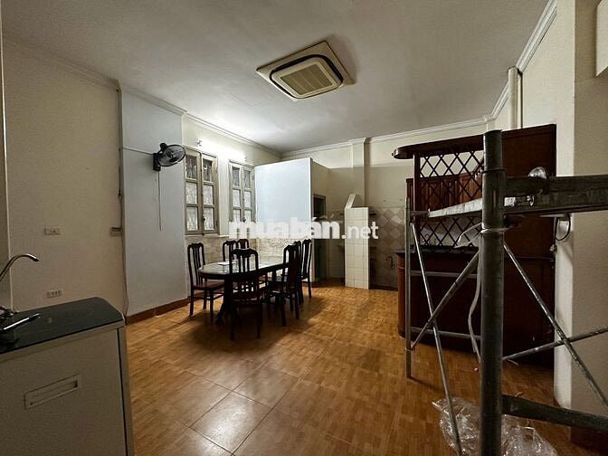Cho thuê nhà riêng 4 tầng - 75m2 phố Mai Dịch, quận Cầu Giấy