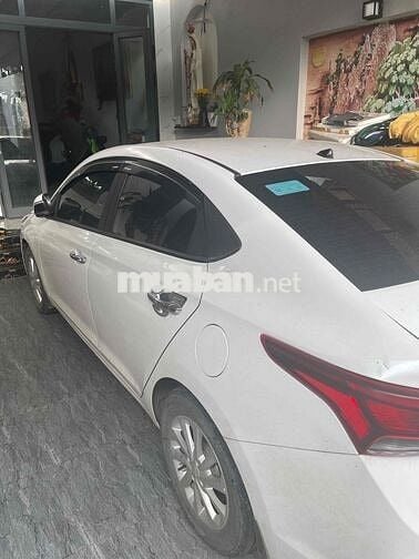 Hyundai Accent 2019 Số tự động Trắng
