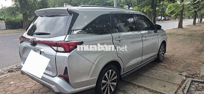 Toyota Veloz CVT 2022 Bạc 80000 km Tự động