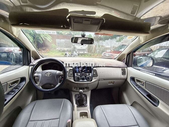 Toyota Innova 2015 Số sàn