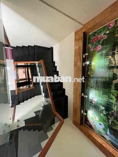 CHO THUÊ NHÀ NGUYÊN CĂN NGAY TRƯỜNG HỌC LÊ LAI