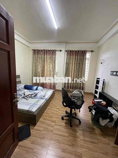 CHO THUÊ NHÀ NGUYÊN CĂN NGAY TRƯỜNG HỌC LÊ LAI