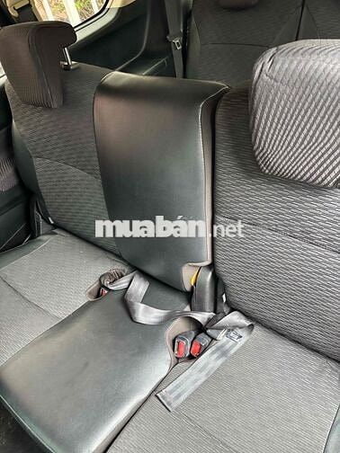Suzuki Ertiga 7 chỗ màu Nâu chính chủ cần bán