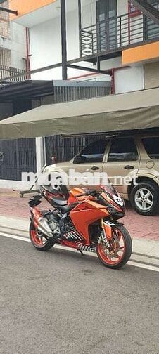 Honda CBR250RR 2000 km Cam