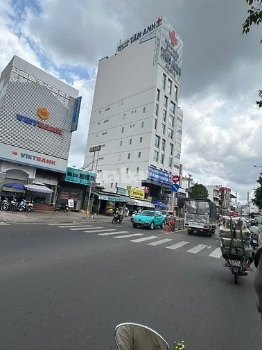 Chính chủ 1 đời bán gấp nhà 4lau,MT Phạm Hùng,Q8,KD ngay,5.5x17m,16ty
