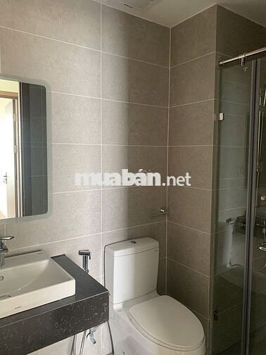 Dọn vào ở ngay, căn 2PN 2 máy lạnh, rèm, giàn phơi chỉ 6tr5, mới 100%
