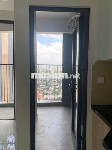 Dọn vào ở ngay, căn 2PN 2 máy lạnh, rèm, giàn phơi chỉ 6tr5, mới 100%