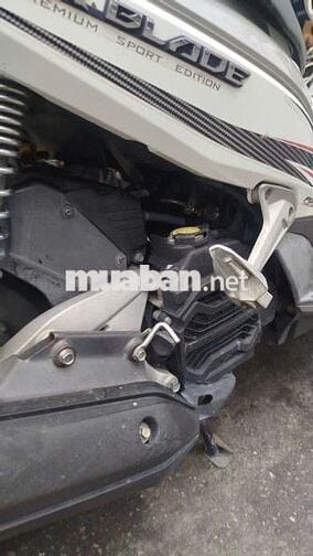 Honda Air Blade Trắng Máy êm