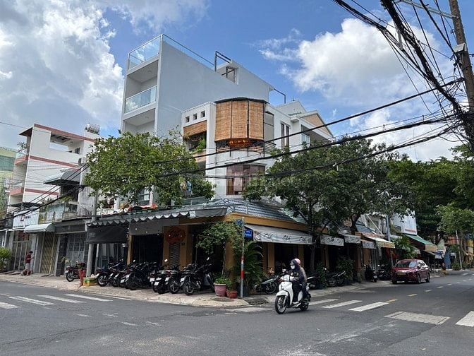 Sang quán cà phê góc 2 mặt tiền Phú Thạnh, Tân Phú