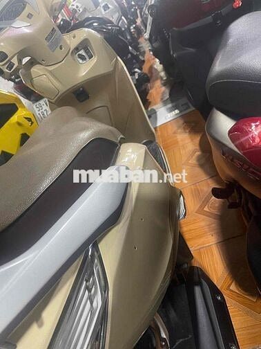 Honda Lead 2014 Vàng kem