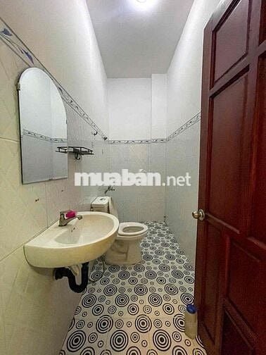 nhà trệt lầu 3pn 3wc sẵn Nội thất KDC Hưng Phú 1