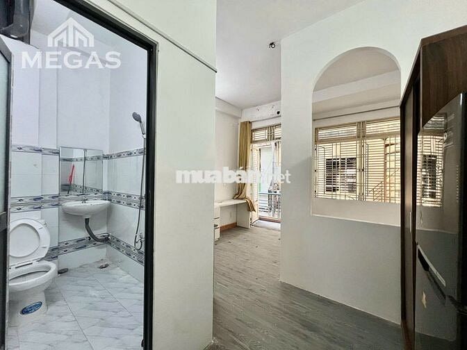 STUDIO SIÊU XINH NGAY THÁP ĐỒNG HỒ ĐAKAO - 25M2 - BAN CÔNG - FULL NT