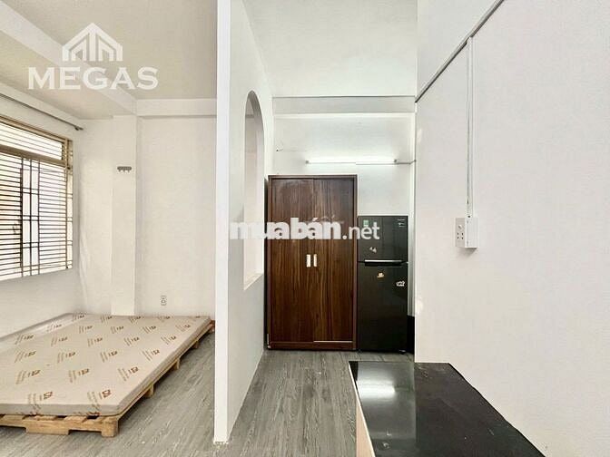 STUDIO SIÊU XINH NGAY THÁP ĐỒNG HỒ ĐAKAO - 25M2 - BAN CÔNG - FULL NT