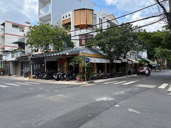 Sang quán cà phê góc 2 mặt tiền Phú Thạnh, Tân Phú