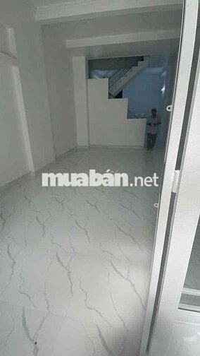 NHÀ MTKD PHƯỜNG PHÚ TRUNG [ 4 x 25] 2 lầu 1 sân thượng (4pn,4WC)