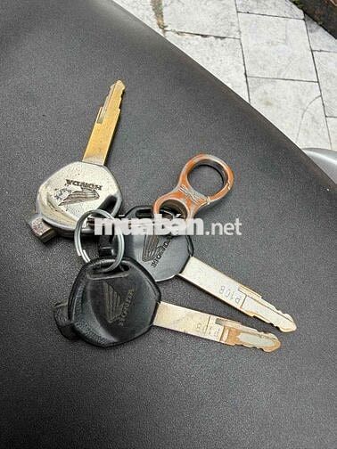 Honda Air Blade FI 2011 mây zin cực chất luọng ạ