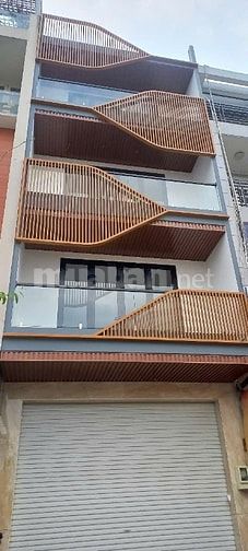Cho thuê tòa nhà mặt tiền An Phú Q2 | 1 hầm 4 lầu thang máy 