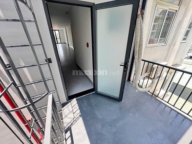 Cho thuê tòa nhà mặt tiền An Phú Q2 | 1 hầm 4 lầu thang máy 