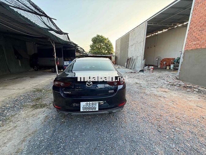 Mazda 3 Lux 2022 77000 km Đen