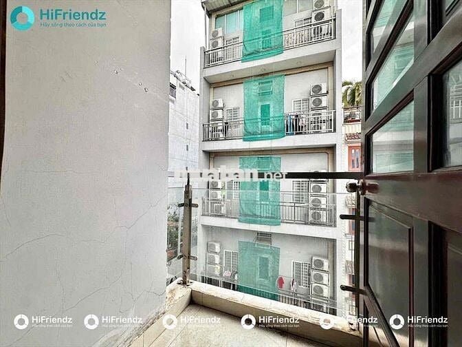 STUDIO BAN CÔNG THANG MÁY GIÁ SINH VIÊN CỘNG HOÀ