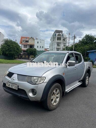 Mitsubishi Triton 2009 Số sàn Bạc