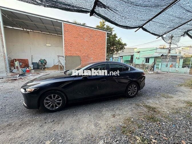 Mazda 3 Lux 2022 77000 km Đen