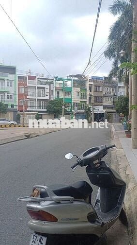 NHÀ NGUYÊN CĂN 5X20 - 5PN NGAY CHUNG CƯ LINH TÂY - ĐƯỜNG 10M TẬN NHÀ 