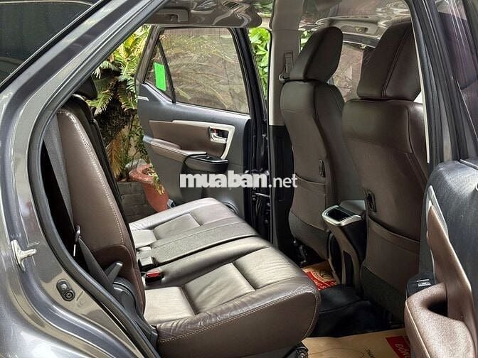 Toyota Fortuner 2.7V AT 2017 Xám
