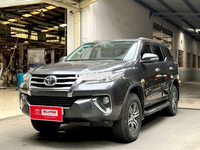 Toyota Fortuner 2.7V AT 2017 Xám