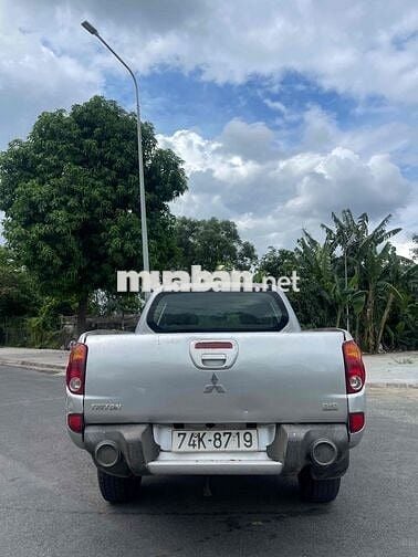 Mitsubishi Triton 2009 Số sàn Bạc