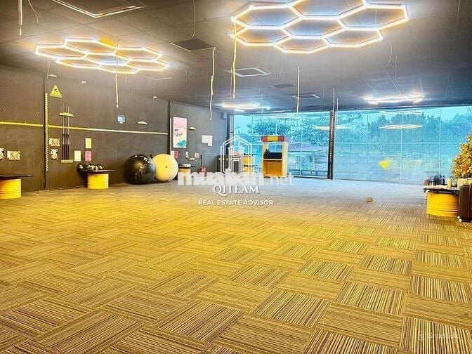NGANG 12M UNG VĂN KHIÊM , BÌNH THẠNH - 12X21m - 2 TẦNG SUỐT ỐP KÍNH