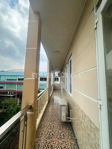 Căn góc 2 mặt tiền , có thu nhập, đối diện bến xe Miền Tây