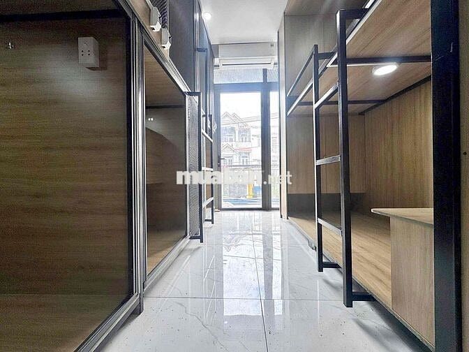 🏡 Gần CĐ CÔNG NGHỆ TPHCM - SLEEPBOX MỚI 100%–CÓ THANG MÁY +  BAN CÔNG🏡