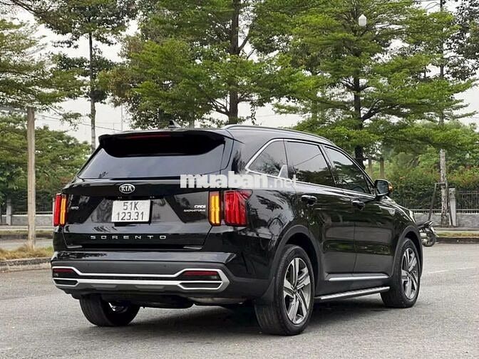 Kia Sorento Signature 2022 Dầu 7 chỗ Đen