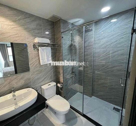 CHO THUÊ STUDIO FULL CỬA KÍNH - NỘI THẤT NGAY TRUNG TÂM QUẬN 3