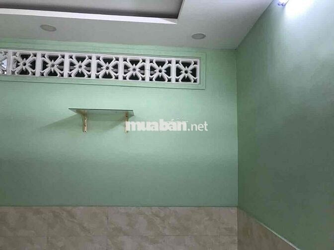 nhà nguyên căn 3 phòng ngủ gần chợ thủ đức