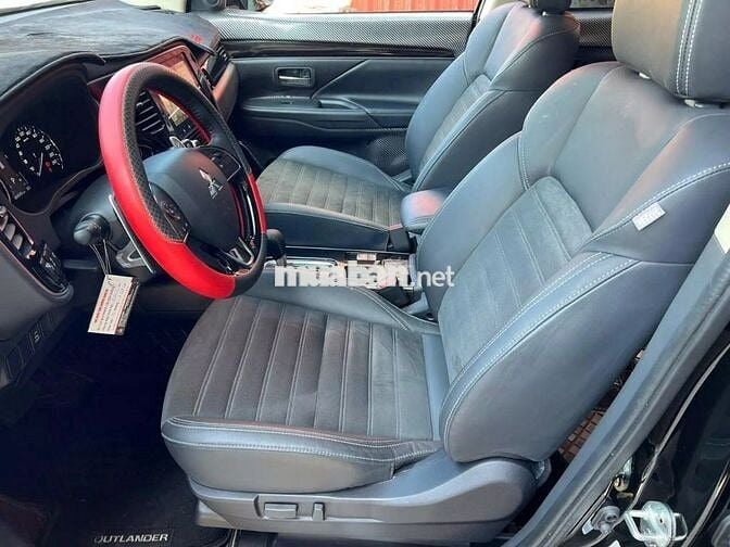 Mitsubishi Outlander CVT 2.0 2023 Đen