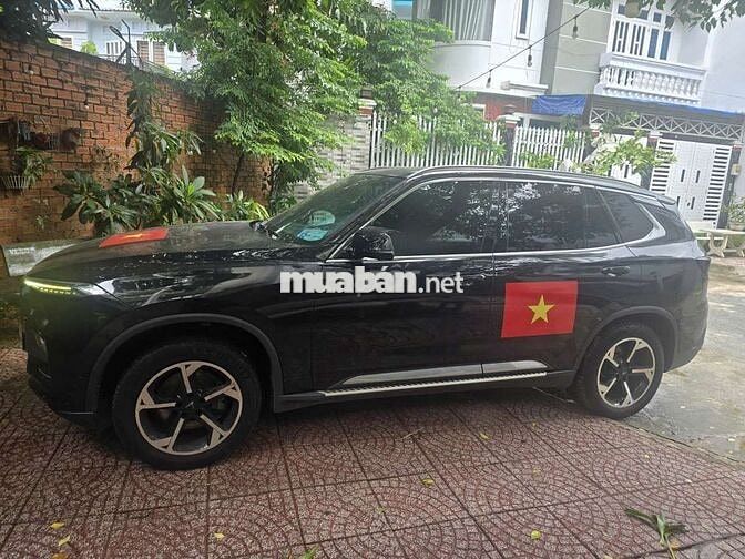 Vinfast Lux SA 2.0 Plus Đen 2020 91000 km
