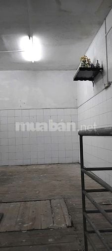 Cho thuê nhà 2 tầng tại khu tập thể 16A Phố Lý Nam Đế - Hoàn Kiếm 