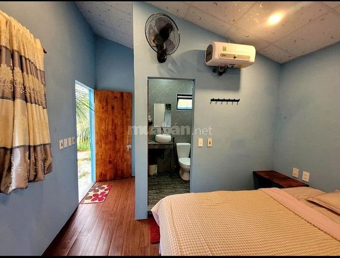  Cần cho thuê Homestay 17 phòng ngủ, gần  biển Hàm Tiến , Mũi Né