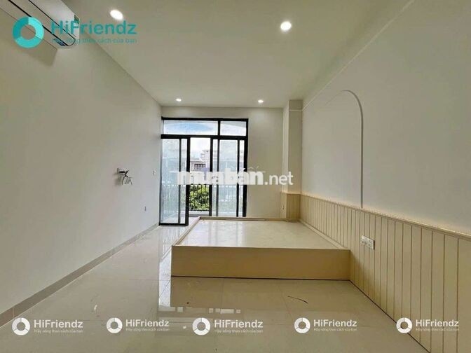 VẠN PHÚC CITY BAN CÔNG FULL NỘI THẤT THANG MÁY HẦM XE NGAY CỔNG