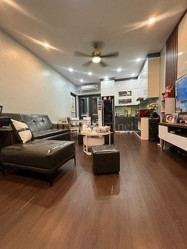Rẻ quá, Bán căn hộ Chung cư Đền Lừ, Hoàng Mai, 60m2, 2 ngủ, giá 4,3 tỷ