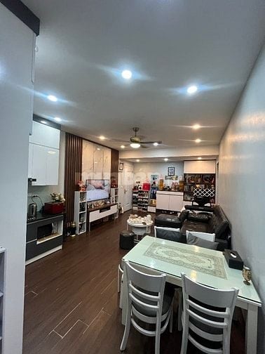 Rẻ quá, Bán căn hộ Chung cư Đền Lừ, Hoàng Mai, 60m2, 2 ngủ, giá 4,3 tỷ