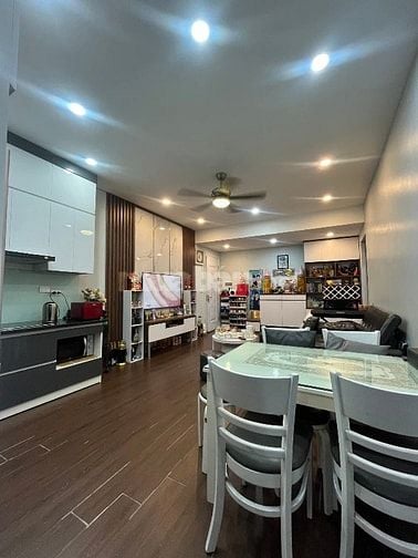 Rẻ quá, Bán căn hộ Chung cư Đền Lừ, Hoàng Mai, 60m2, 2 ngủ, giá 4,3 tỷ