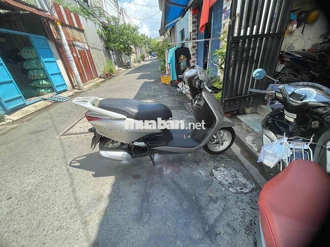 Honda Lead 2011 Bạc